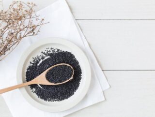 Olej czarnuszki: zastosowanie rośliny jako ozdobnej, leczniczej i przyprawowej