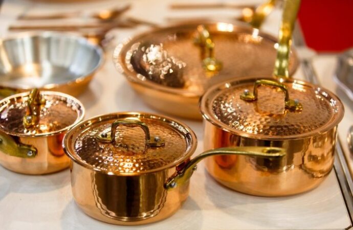 Wpływ grubości dna na równomierne gotowanie potraw